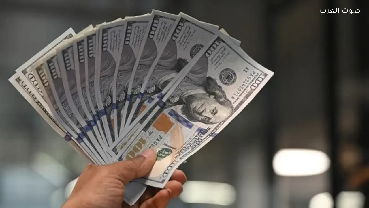 تراجع جديد.. سعر الدولار مقابل الجنيه المصري في تعاملات 16 فبراير